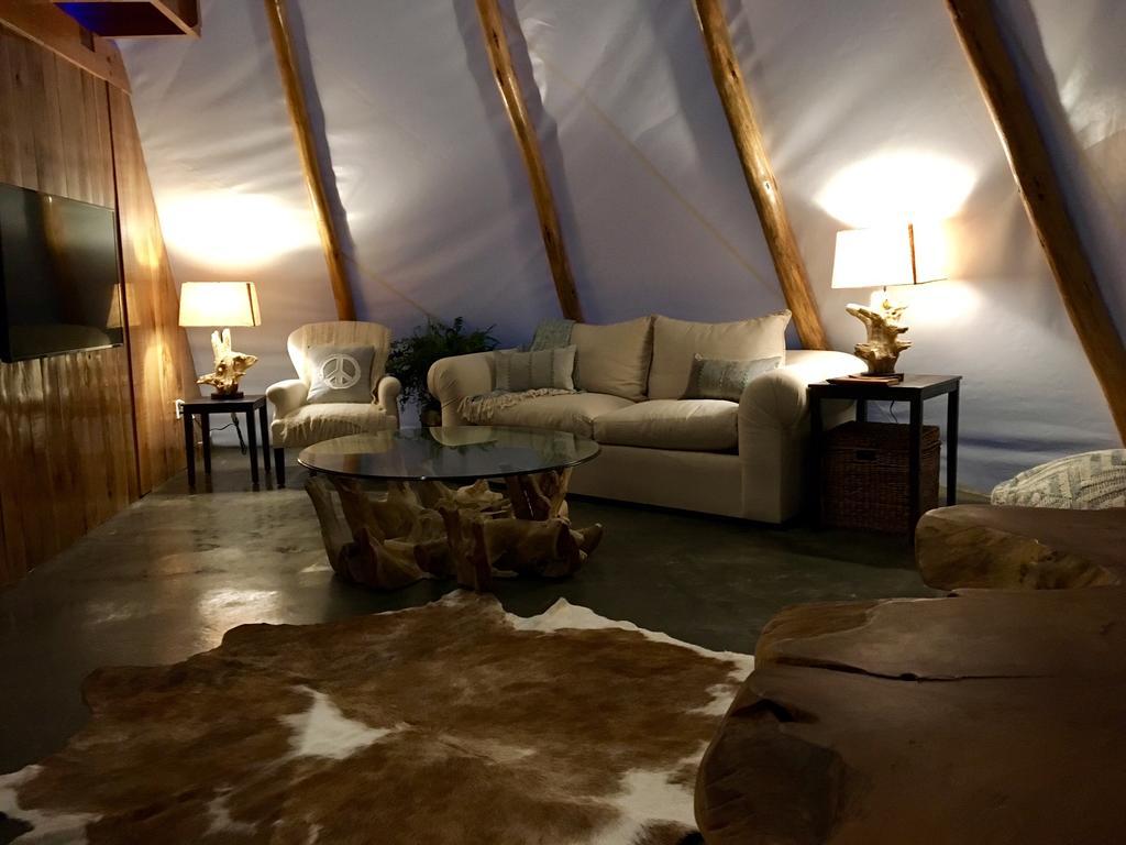 Dreamcatcher Glamping Tipi Hotel Farmville Zewnętrze zdjęcie